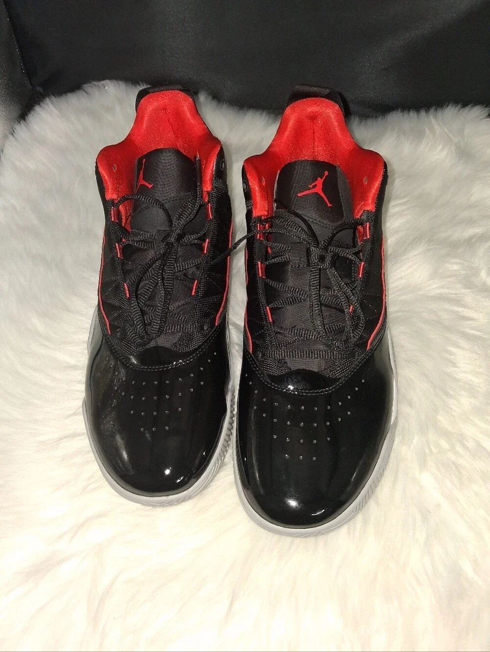 Jordan Stay LoyalMid-Top Sneakers
